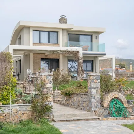 Villa Eva Dikella *